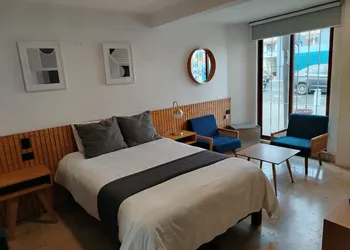 Cholula Suites hotel thumbnail 3