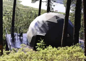 lobo glamp hotel thumbnail 2