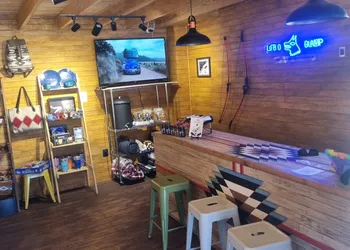 lobo glamp hotel thumbnail 4