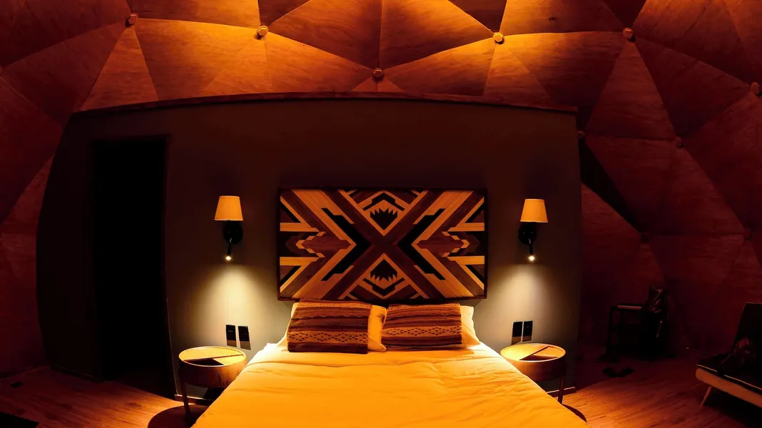 lobo glamp hotel detail image 6
