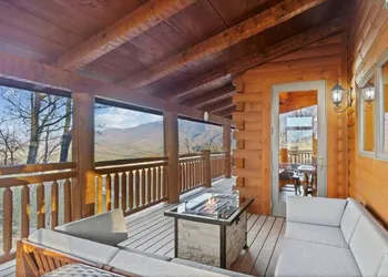Blue Mountain lodge hotel thumbnail 8