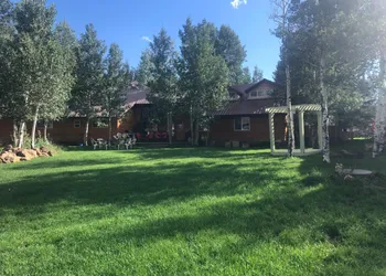 Alpine Forest Lodge hotel thumbnail 4