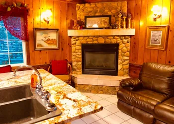 Alpine Forest Lodge hotel thumbnail 5