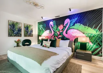 Flamingo's Resort hotel thumbnail 7