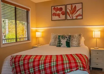 The Lilac Lodge The Ultimate Getaway! hotel thumbnail 4