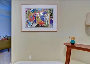 Amazing 3BR Home with WD Patio and Parking hotel thumbnail 3