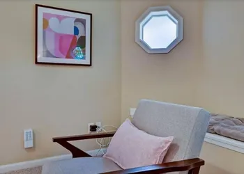 Amazing 3BR Home with WD Patio and Parking hotel thumbnail 4