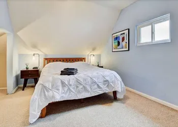 Amazing 3BR Home with WD Patio and Parking hotel thumbnail 5