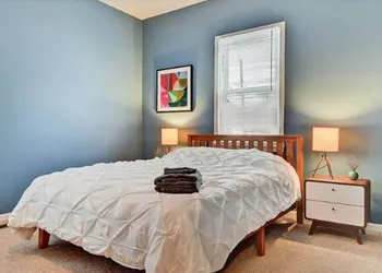 Amazing 3BR Home with WD Patio and Parking hotel thumbnail 6