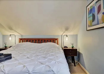 Amazing 3BR Home with WD Patio and Parking hotel thumbnail 7