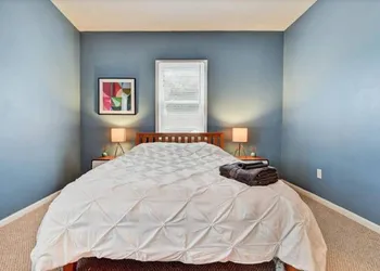 Amazing 3BR Home with WD Patio and Parking hotel thumbnail 8