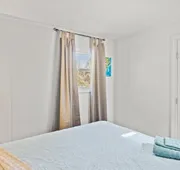 Beachy Getaway - Cozy and Secluded Lodge Home hotel detail image 7