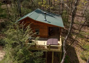 Tucked Inn hotel thumbnail 2