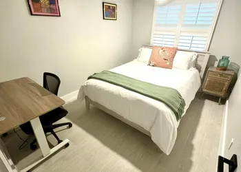 Resort Like Living Near Siesta Key 10Min To Beach hotel thumbnail 3