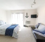 Resort Style Living in Marina Del Rey & Venice Studio hotel detail image 5