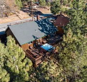 TREE TOP LODGE - Close to Lake and Slopes hotel detail image 4