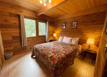 Avid Hiker Lodge hotel thumbnail 3