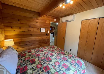 Avid Hiker Lodge hotel thumbnail 6