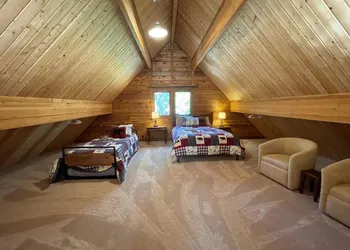 Avid Hiker Lodge hotel thumbnail 8