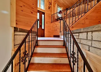Poconos Bear Lodge hotel thumbnail 8