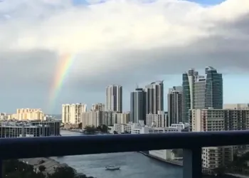 Iconic View - Hotel's Benefits - Low Rates hotel thumbnail 2