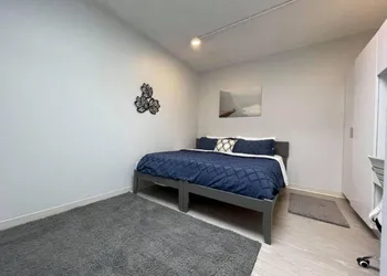 Cozy Resort Style Lodging Min From The Plaza apt 111 hotel thumbnail 8