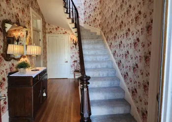 Somerset Suite hotel thumbnail 4