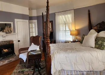 Somerset Suite hotel thumbnail 7