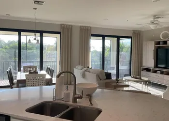 Modern Resort-Style Living hotel thumbnail 4