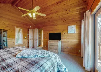 Leeny’s Lodge hotel thumbnail 7