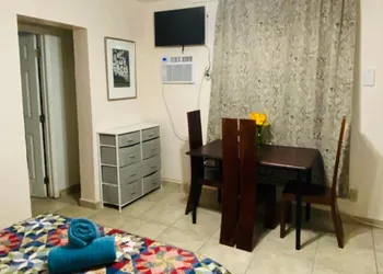 Hallandale Beach Motel with Free Parking and Full Kitchen ! No extra fees! Accepting CASH! hotel thumbnail 4