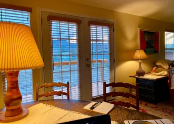 Mercury Mellow Manor... Views of Turtleback Mountain Near Spas and Rio hotel thumbnail 2