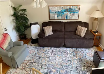 Sunlight Splendor Apartment at Twin Oaks Inn by the Trails hotel thumbnail 3