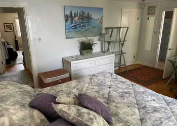 Sunlight Splendor Apartment at Twin Oaks Inn by the Trails hotel thumbnail 4