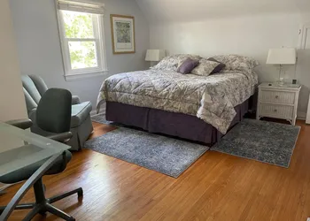 Sunlight Splendor Apartment at Twin Oaks Inn by the Trails hotel thumbnail 6