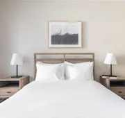 Furnished Studio in Newton Near MBTA Parks hotel detail image 5