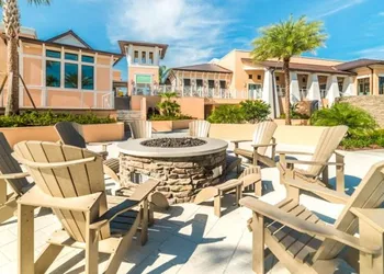 New 4Bd TownHm Solara Resort Mins to WDW hotel thumbnail 3
