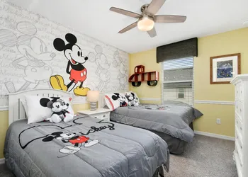 New 4Bd TownHm Solara Resort Mins to WDW hotel thumbnail 7
