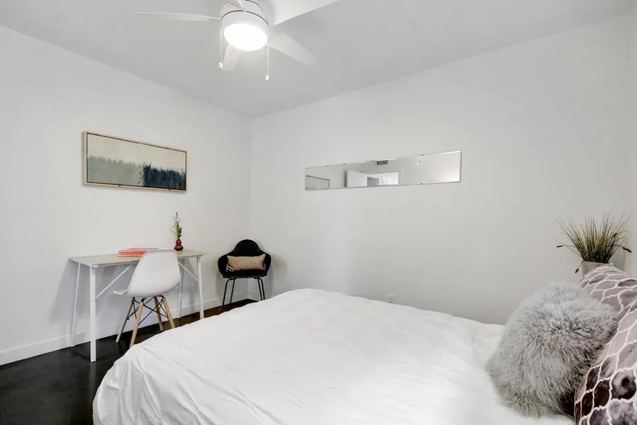 Quiet Mid Century Modern Retreat with Patio and Yard by Lodgewell hotel detail image 6