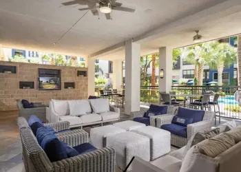 City living with a resort feel ! hotel thumbnail 2