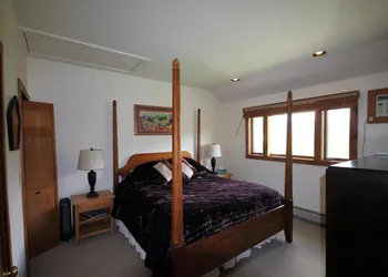 Ski Hills are only minutes away - Pinnacle View Apt - Spectacular Scenery hotel thumbnail 2