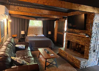 Revival Adventures micro resort hotel thumbnail 7