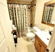 Lake View Queen Guest Room With Two Queens, Sleeper Sofa And Deck Overlooking Lake Ouachita. 1 Bedroom Hotel Room by RedAwning hotel detail image 7