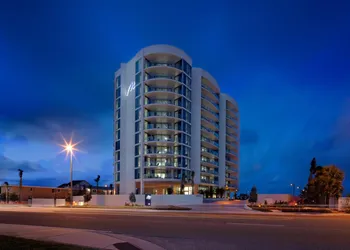 Max Beach Resort Aqua Suite 702 hotel thumbnail 2