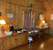 West 1077 Guest Ranch - Red Bud Room 11 hotel detail image 5
