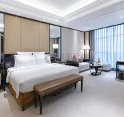 love stay hotel detail image 3