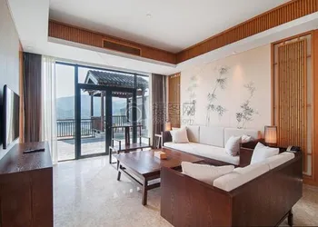 love stay hotel thumbnail 4
