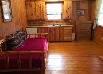 West 1077 Guest Ranch -Juniper Cabin 13 hotel thumbnail 6