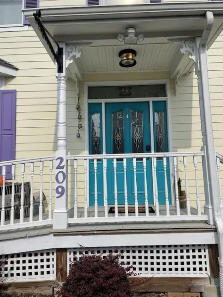 Hook Wine & Sinker~sleeps 14 to 16 includes slip at Inn water views!!! hotel detail image 2