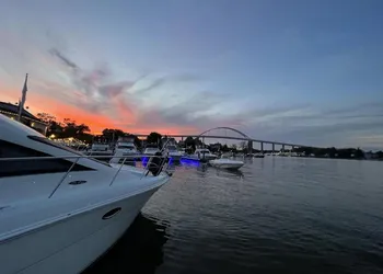 Hook Wine & Sinker~sleeps 14 to 16 includes slip at Inn water views!!! hotel thumbnail 5